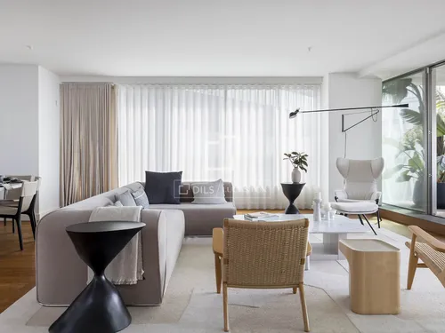 3 Bedrooms Apartment in Rambla Prim