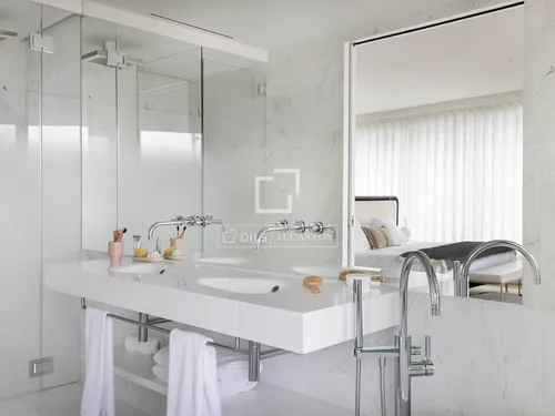 3 Bedrooms Apartment in Rambla Prim