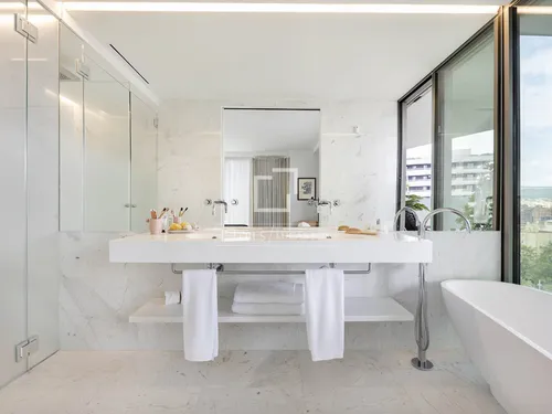 3 Bedrooms Apartment in Rambla Prim