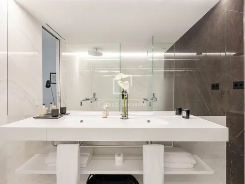 3 Bedrooms Apartment in Rambla Prim