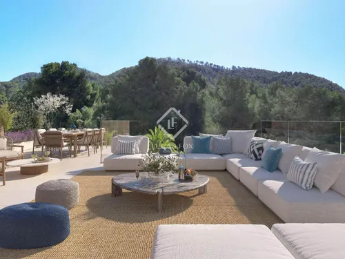 3 Bedrooms House / Villa in Avenida Balanzat