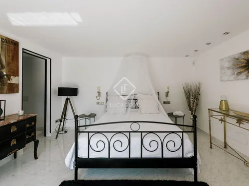 4 Bedrooms House / Villa in Calle Mestral