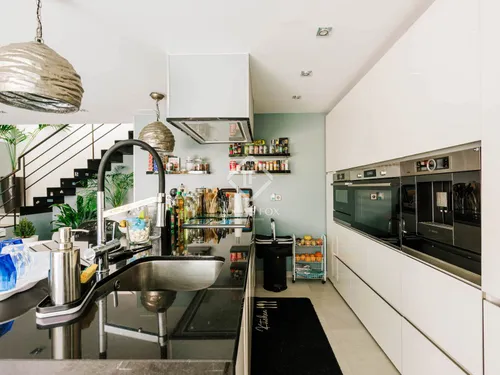 4 Bedrooms House / Villa in Calle Mestral