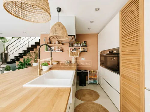 4 Bedrooms House / Villa in Calle Mestral