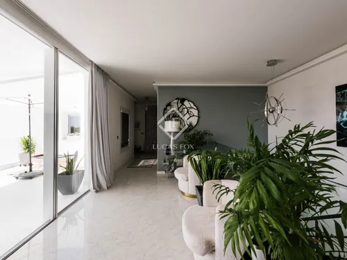 4 Bedrooms House / Villa in Calle Mestral
