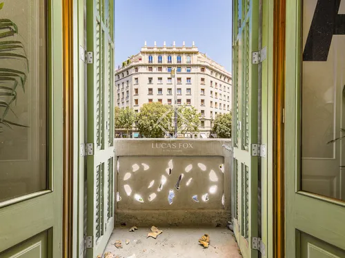 2 Bedrooms Apartment in Rosselló