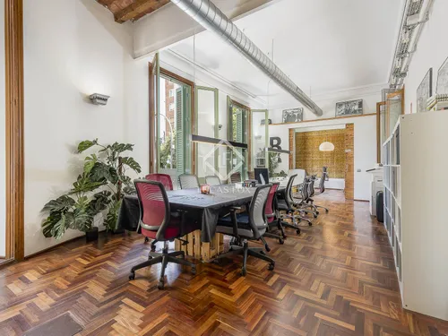 2 Bedrooms Apartment in Rosselló