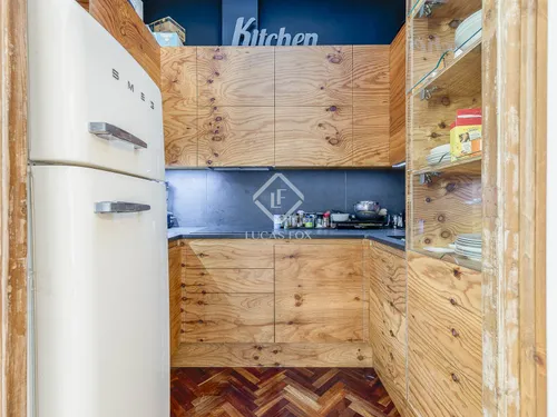2 Bedrooms Apartment in Rosselló