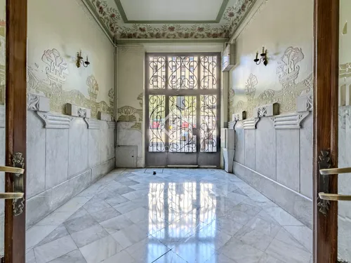 2 Bedrooms Apartment in Rosselló
