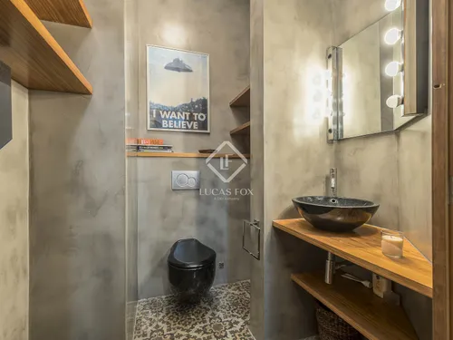 2 Bedrooms Apartment in Rosselló