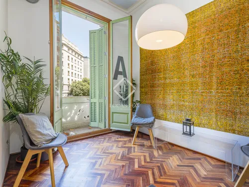 2 Bedrooms Apartment in Rosselló