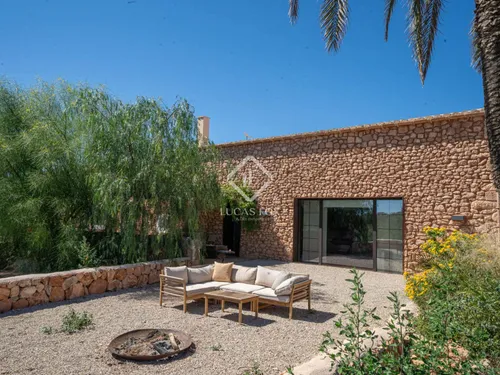 6 Bedrooms Country house in Poligono 43 parcela