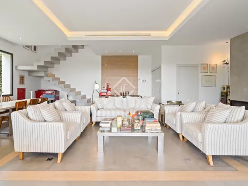 6 Bedrooms House / Villa in El Madroñal