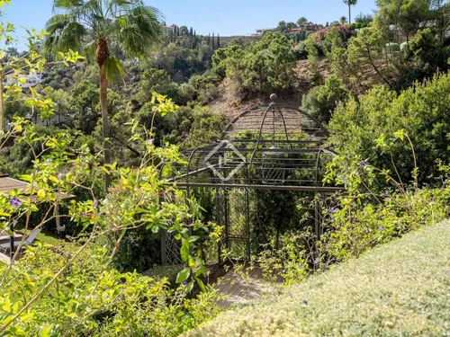 6 Bedrooms House / Villa in El Madroñal