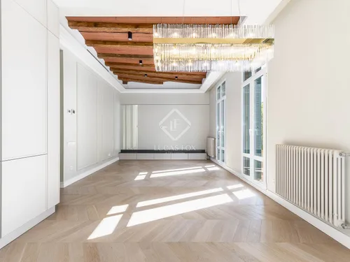 3 Bedrooms Apartment in Valencia