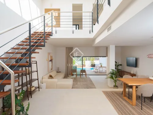 Excellent 4 Bedroom house / villa with 81m² terrace for sale in San José
