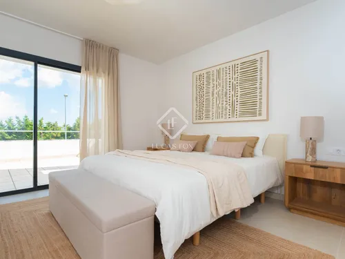 4 Bedrooms House / Villa in Torrent-6
