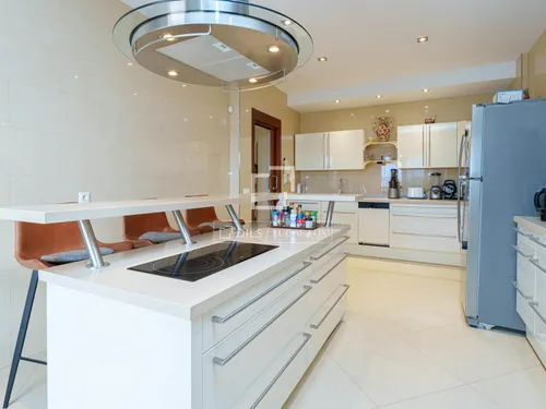 6 Bedrooms House / Villa in Carretera cala fornells