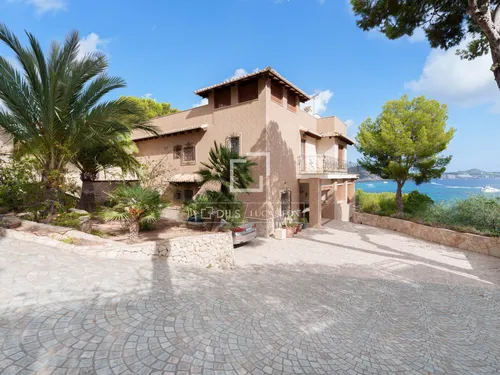 6 Bedrooms House / Villa in Carretera cala fornells