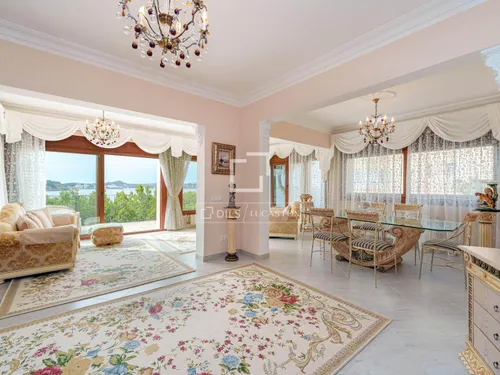 6 Bedrooms House / Villa in Carretera cala fornells