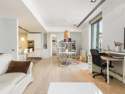 2 Bedrooms Apartment in Passeig de Gracia