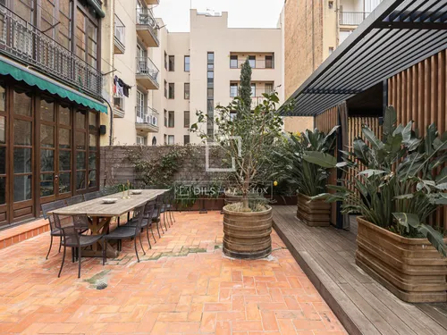 4 Bedrooms Apartment in Provenza