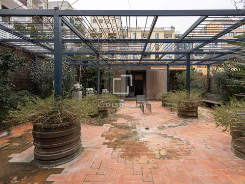 4 Bedrooms Apartment in Provenza