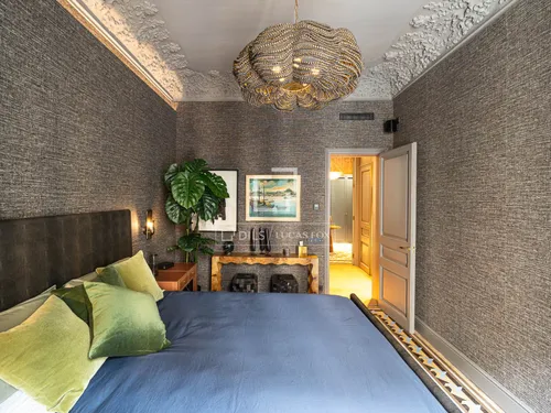 4 Bedrooms Apartment in Provenza