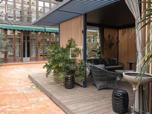 4 Bedrooms Apartment in Provenza