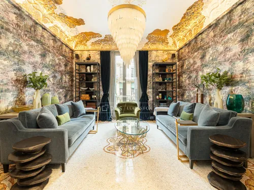 4 Bedrooms Apartment in Provenza