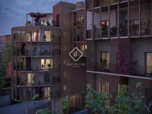 3 Bedrooms Apartment in Joan Miró