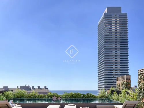 3 Bedrooms Apartment in Joan Miró