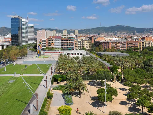 3 Bedrooms Apartment in Enric Granados