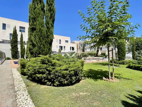 4 Bedrooms Apartment in cami de son rapinya