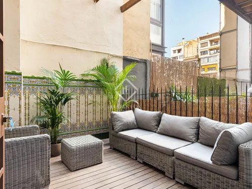 5 Bedrooms Apartment in Ausias March