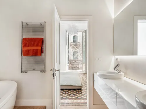 5 Bedrooms Apartment in Ausias March