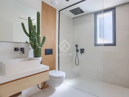 4 Bedrooms Apartment in Nuno Sanz