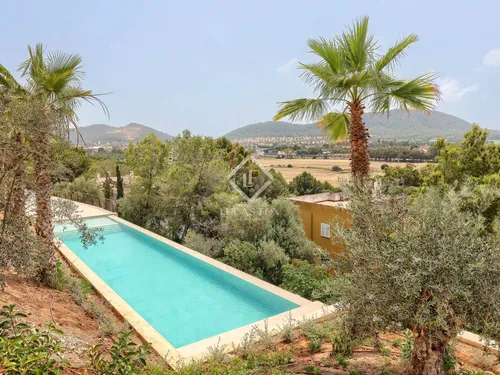 4 Bedrooms Apartment in Nuno Sanz