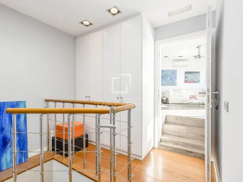 5 Bedrooms Apartment in Mendel