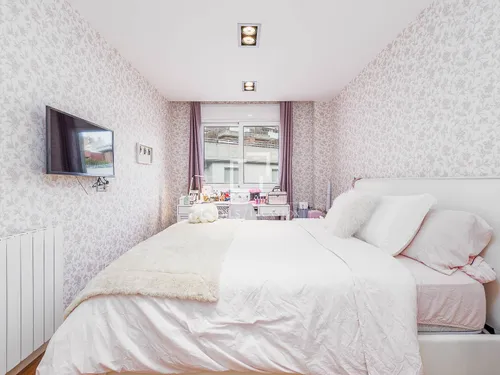 5 Bedrooms Apartment in Mendel