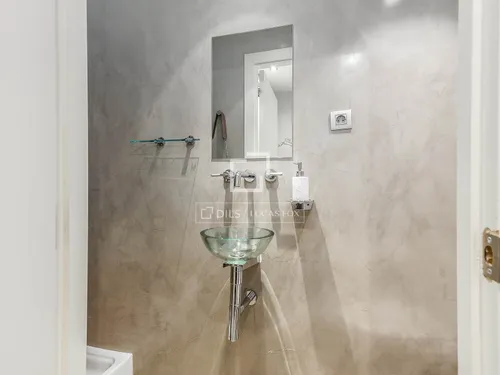 5 Bedrooms Apartment in Mendel