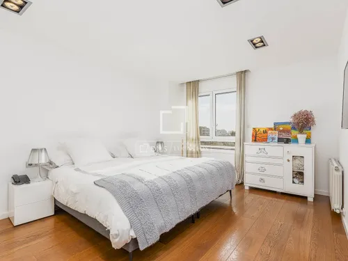 5 Bedrooms Apartment in Mendel