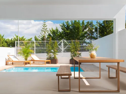 Excellent 4 Bedroom house / villa with 89m² terrace for sale in San José