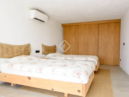 6 Bedrooms House / Villa in DS BUENAS HIERBAS