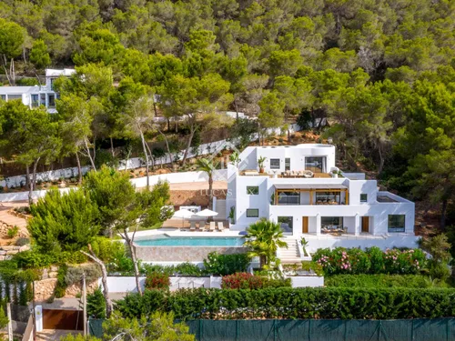 Excellent 6-bedroom villa for sale in San José, Ibiza