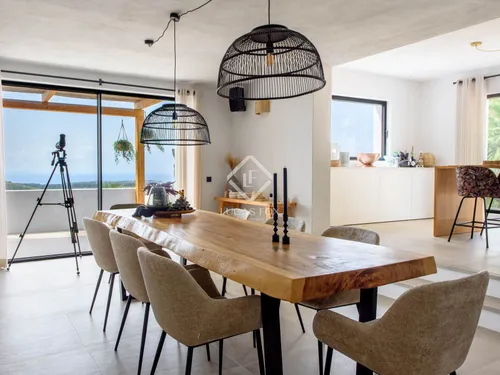 6 Bedrooms House / Villa in DS BUENAS HIERBAS