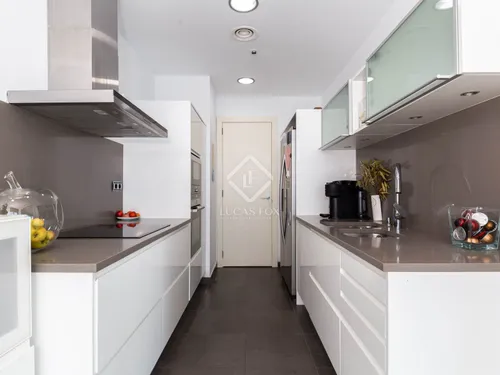 3 Bedrooms Apartment in Garcia Faria