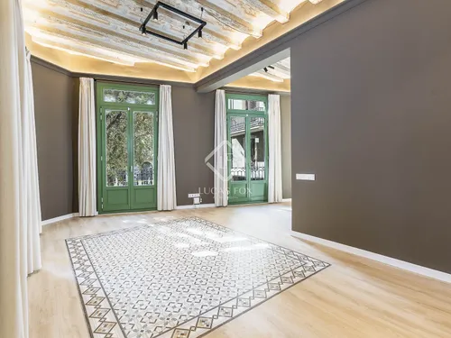 3 Bedrooms Apartment in Les Rambles