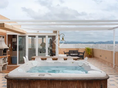4 Bedrooms Apartment in Calle des Fornas