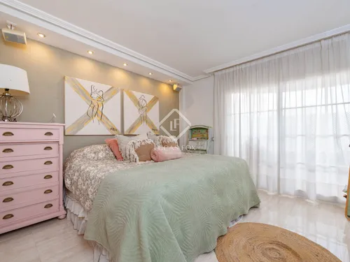 4 Bedrooms Apartment in Calle des Fornas